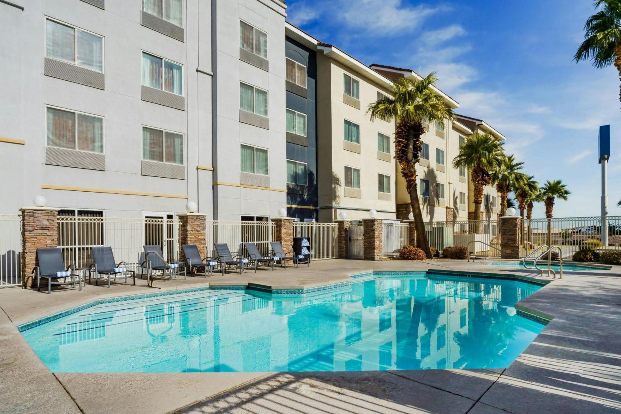 Fairfield By Marriott Inn & Suites Las Vegas Stadium Area Exterior photo